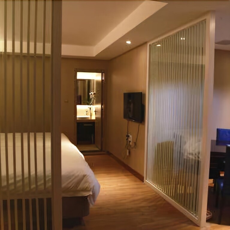 Jiahao Holiday Hotel — hotel in Jingdezhen