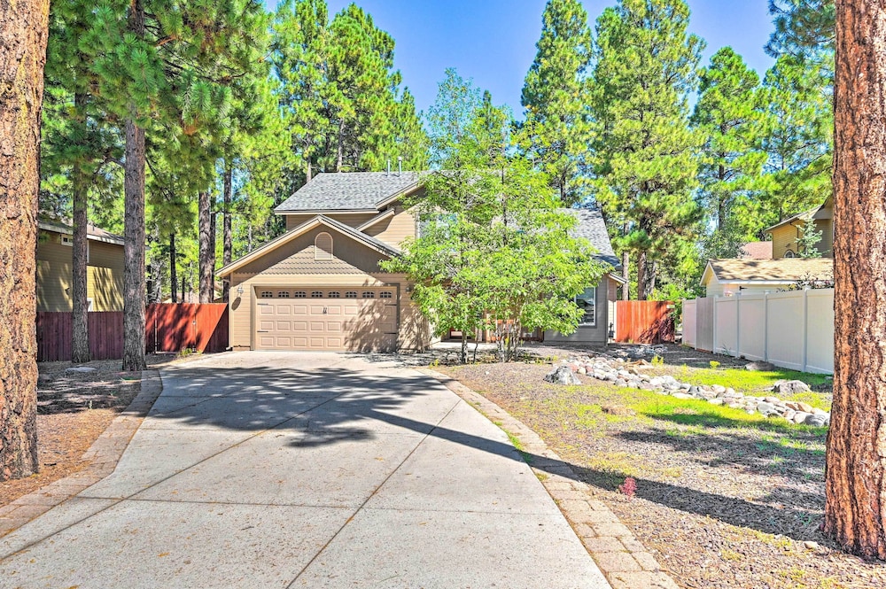 Quaint Flagstaff Retreat w Outdoor Dining in Flagstaff, United States