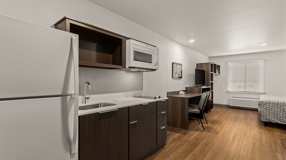 WoodSpring Suites Greeley - photo 19