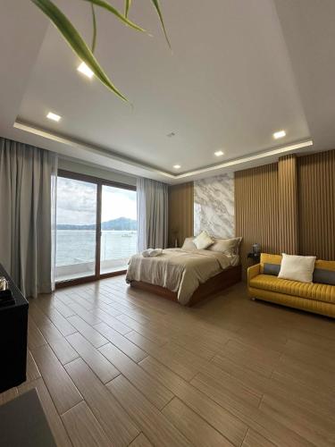 Costa Del Subic in Subic, Philippines