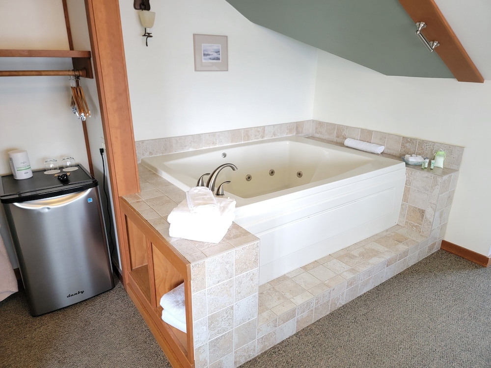 The Heron Inn & Day Spa - photo 9