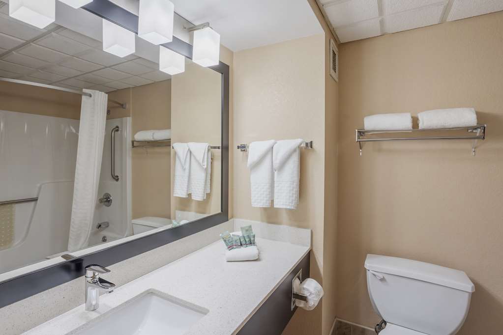 Best Western Inn At Blakeslee pocono - photo 58