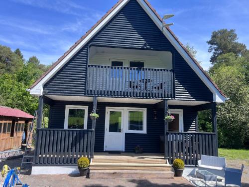 Cosy Lakeside Chalet With Option to add Private Hot Tub — 4-Star Luxury Hotel in None, Republic of Ireland