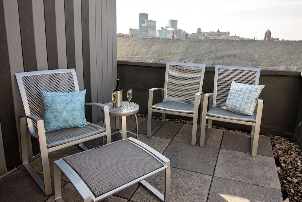 The Strathallan Rochester Hotel & Spa DoubleTree by Hilton - photo 15