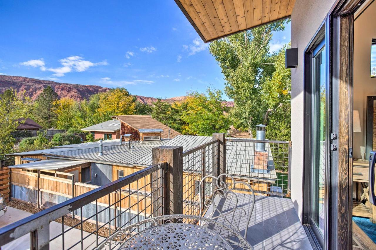 Sleek and Modern Townhome 3 Blocks to Main St in Moab, United States