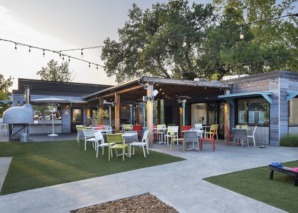 Dr. Wilkinson's Backyard Resort and Mineral Springs a Member of Design Hotels - photo 55