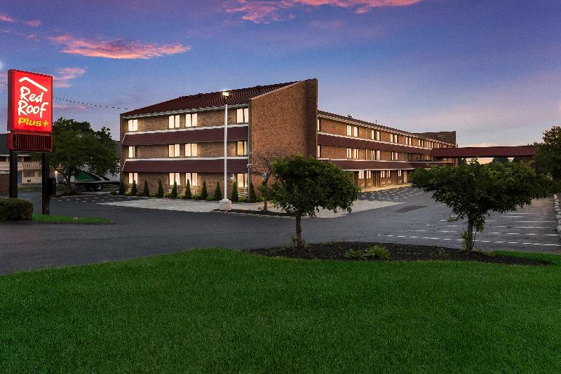 Red Roof Inn PLUS Columbus Worthington - photo 3