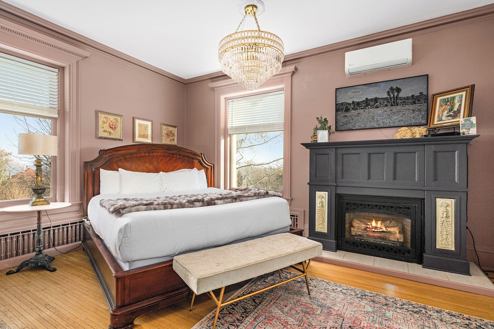 Historic Cotton Mansion Duluth Boutique Hotel - photo 37