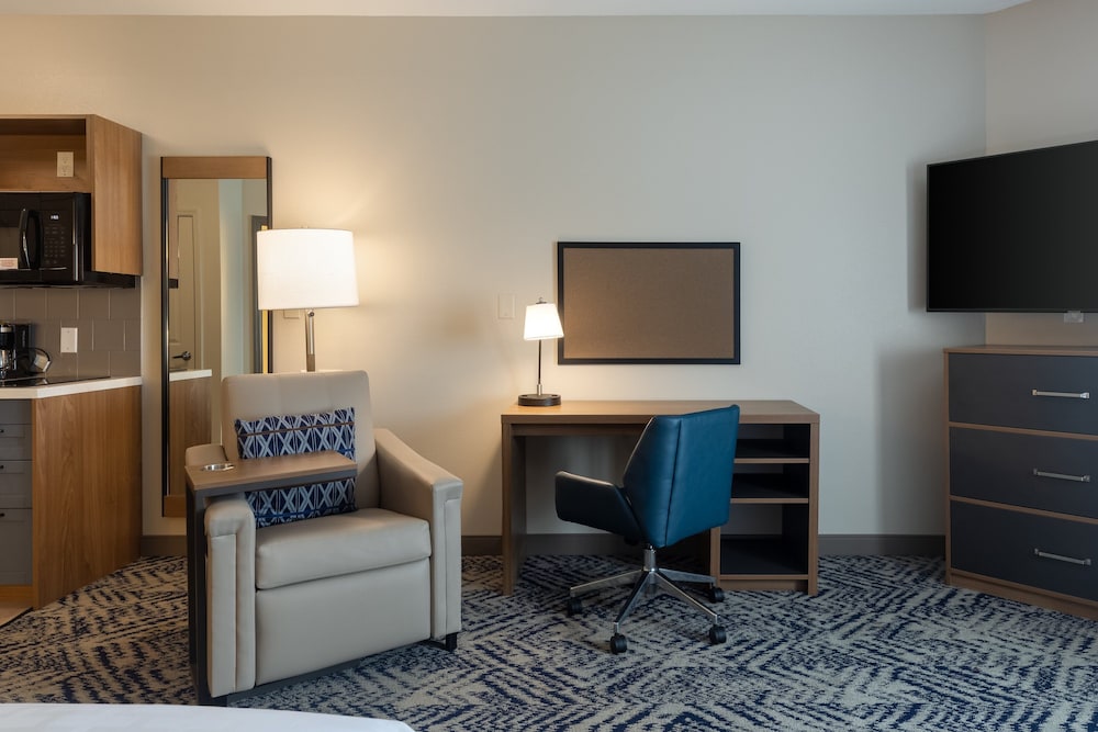 Candlewood Suites Enterprise S an IHG Hotel - photo 3
