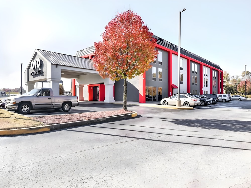 OYO Townhouse Inn Jacksonville near Little Rock Air Force Base - featured photo