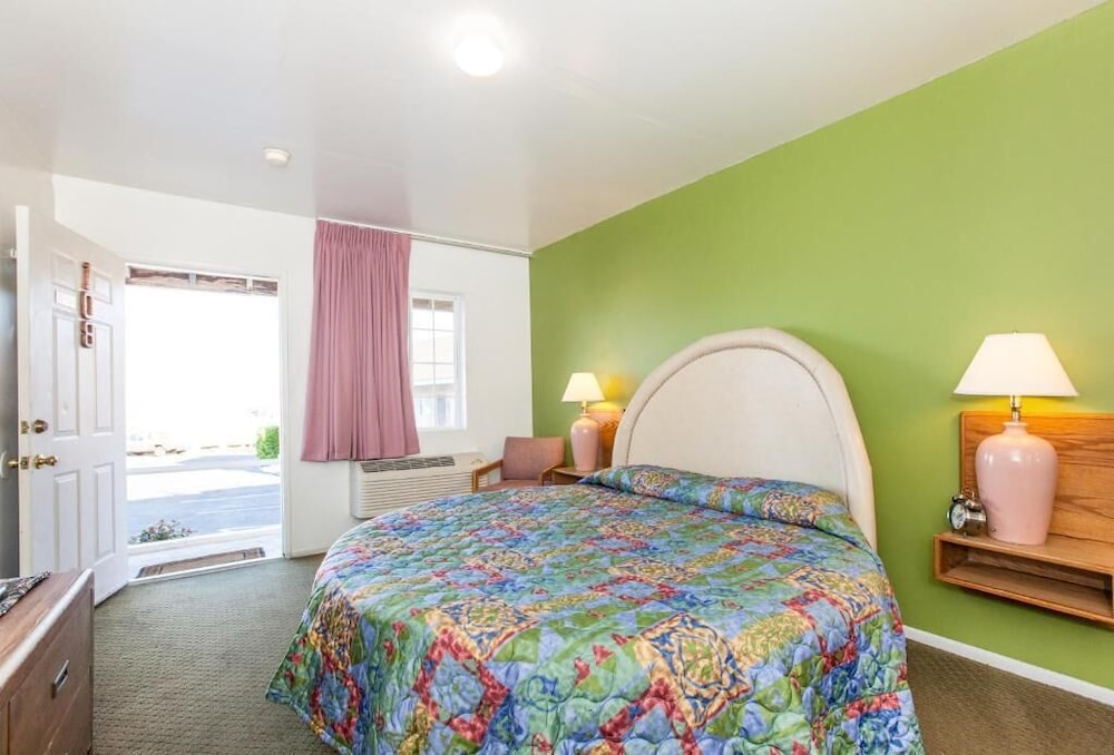 Route 66 Motel - photo 3