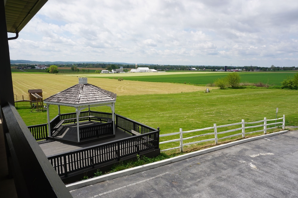 Harvest Drive Family Inn - photo 45