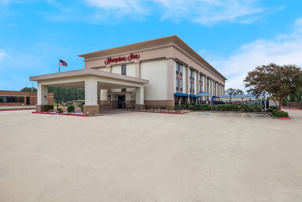 Hampton Inn Marshall - photo 38
