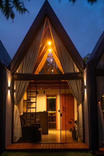 Hop Village - last minute hotel in Unknown City