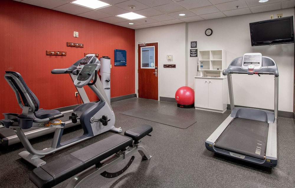Hampton Inn & Suites Lafayette - photo 22