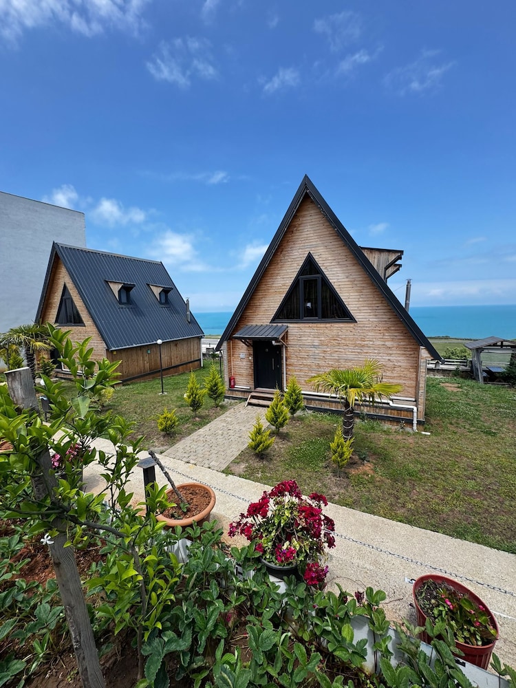 Azhara Bungalov in Trabzon, Turkey