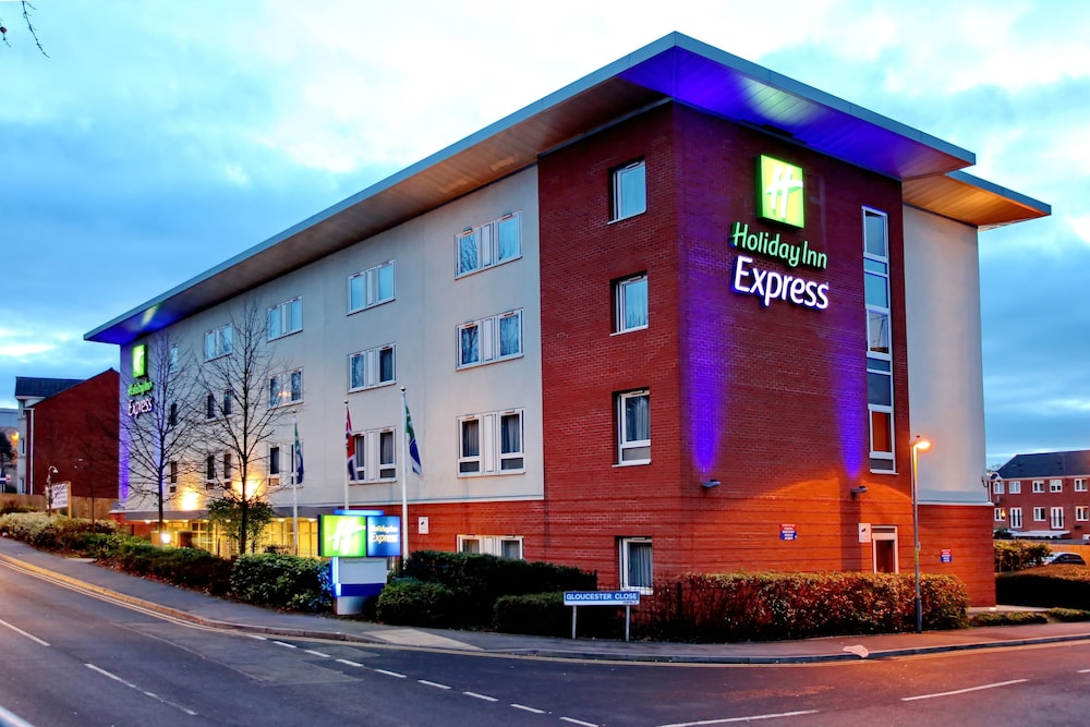 Holiday Inn Express Birmingham Redditch — hotel in Redditch
