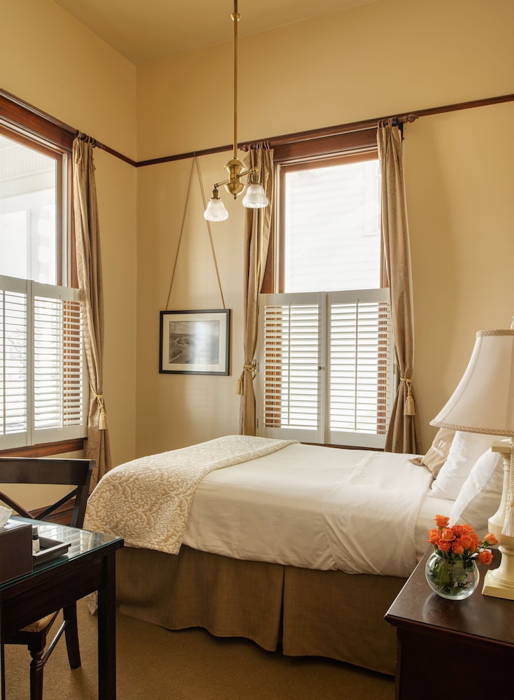Sacajawea Hotel - photo 10