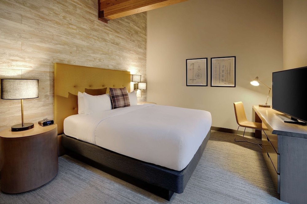 Highline Vail a DoubleTree by Hilton - photo 22