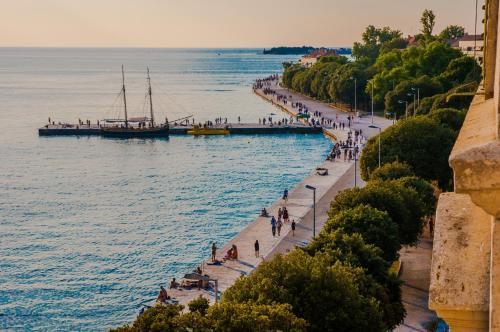 Bristol lux 3BR apartment with view — 4-Star Luxury Hotel in Zadar, Croatia