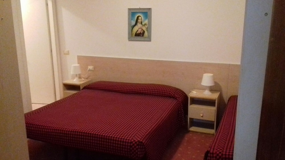 Hotel Moranna — Camaiore — photo 3