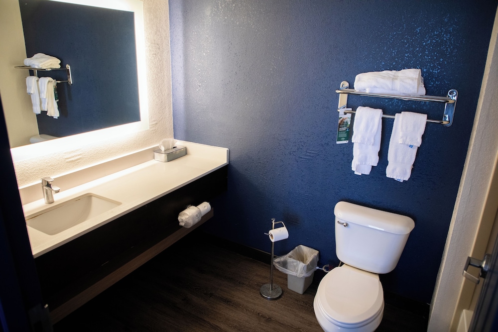 Spark by Hilton Mechanicsburg - photo 23