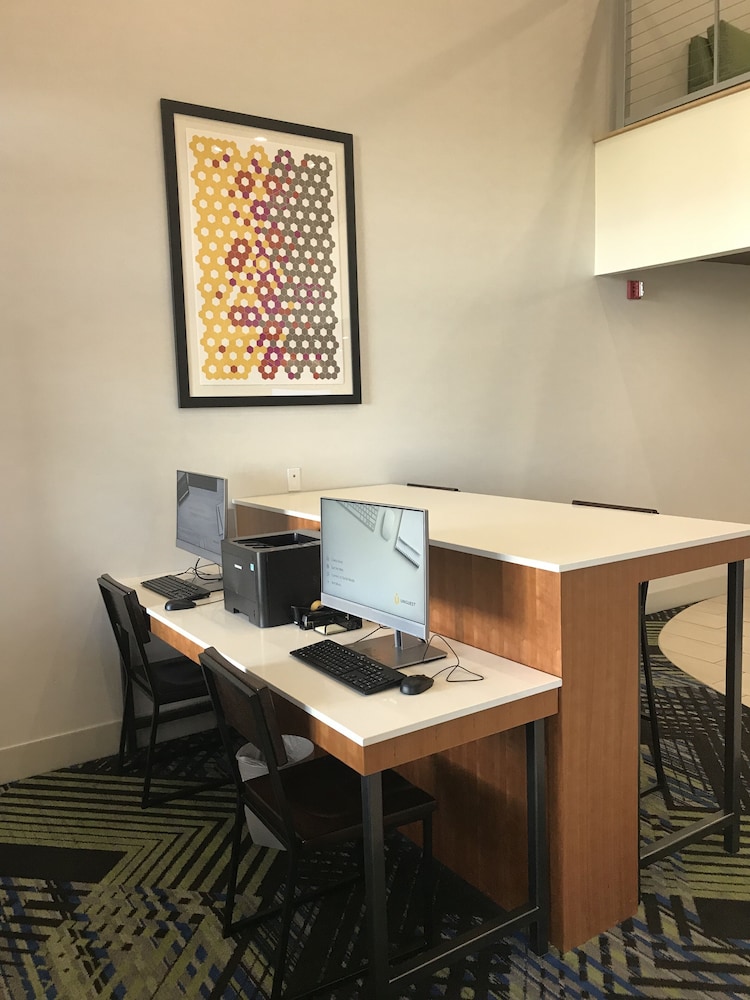 Holiday Inn Express Canton Potsdam - photo 30