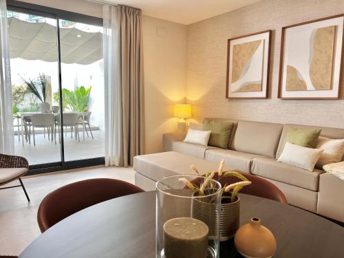 Sitges Spaces Garden Oasis 3 Bedroom 2 Bath Garden — 4-Star Luxury Hotel in Sitges, Spain