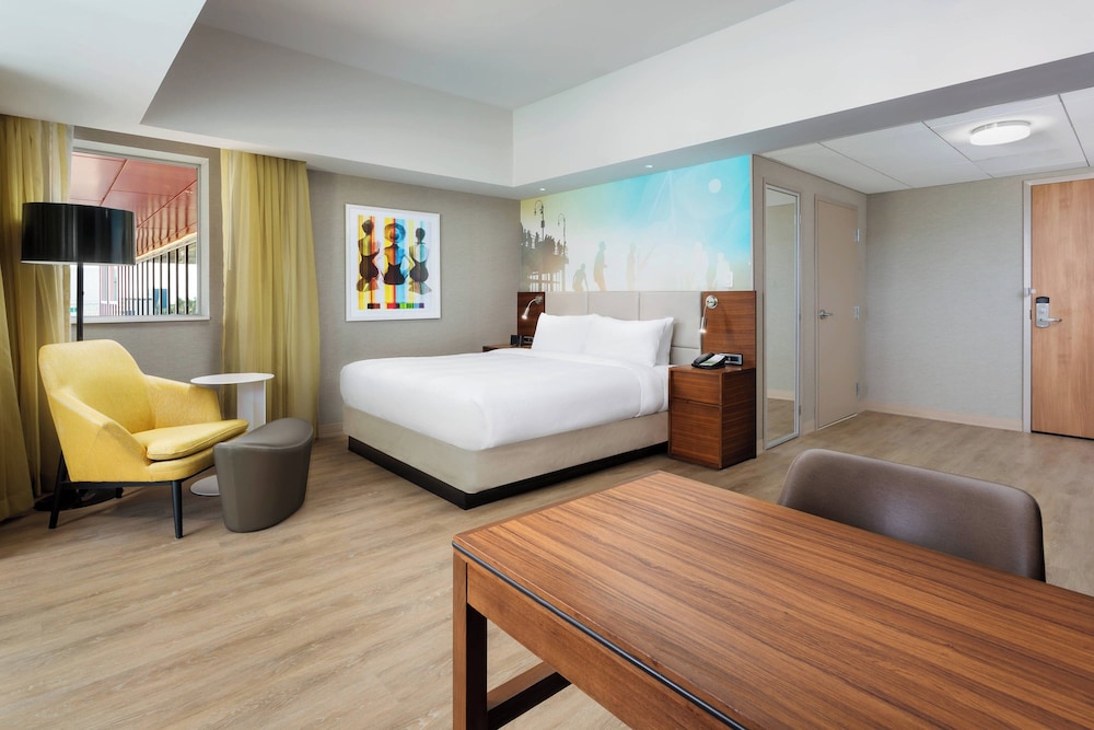 Courtyard by Marriott Santa Monica - photo 24