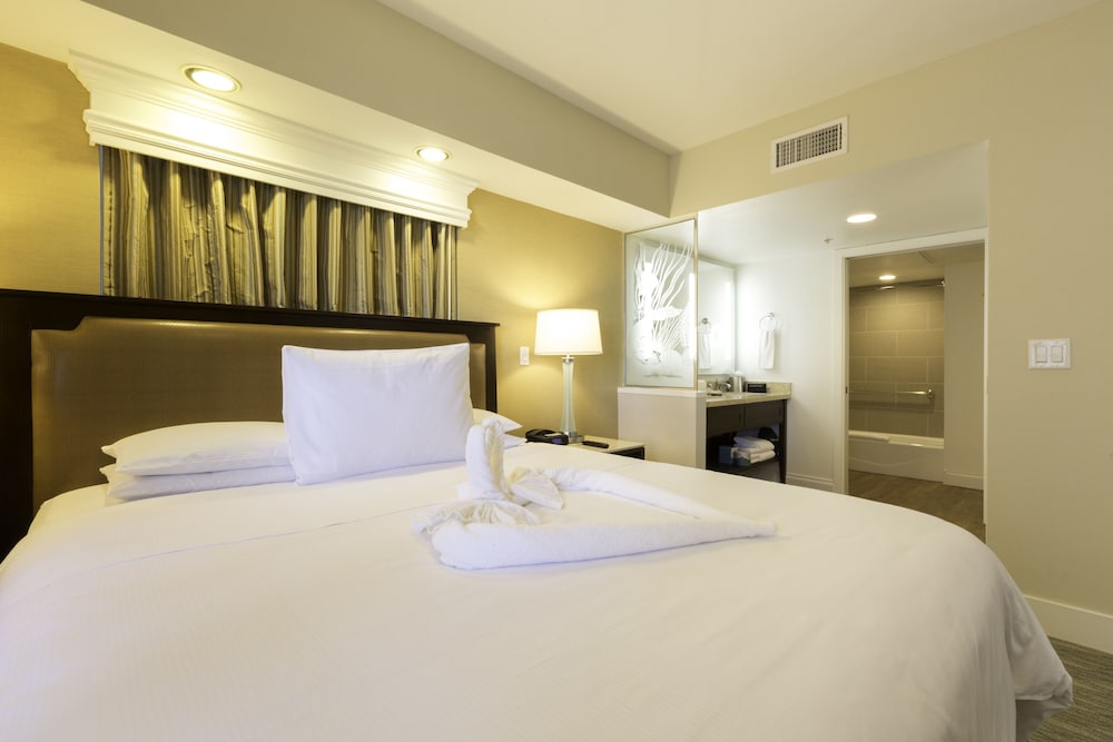 Carlsbad Seapointe Resort - photo 12