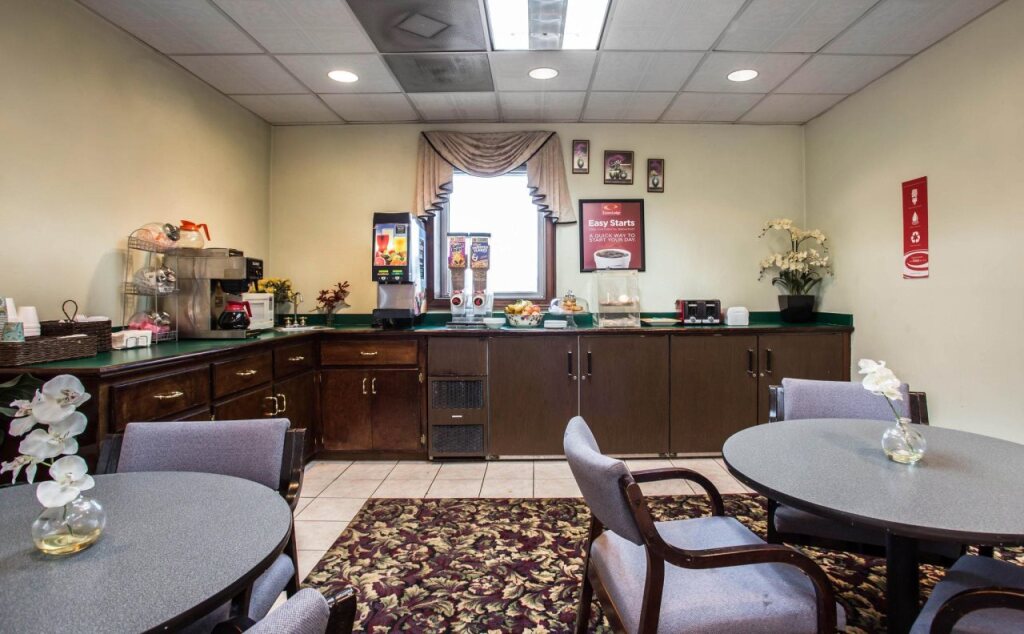 Way Inn and Conference Center - photo 3
