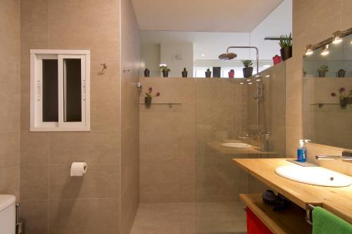 Flat Soho Málaga Center with Balcony — 4-Star Luxury Hotel in Malaga, Spain