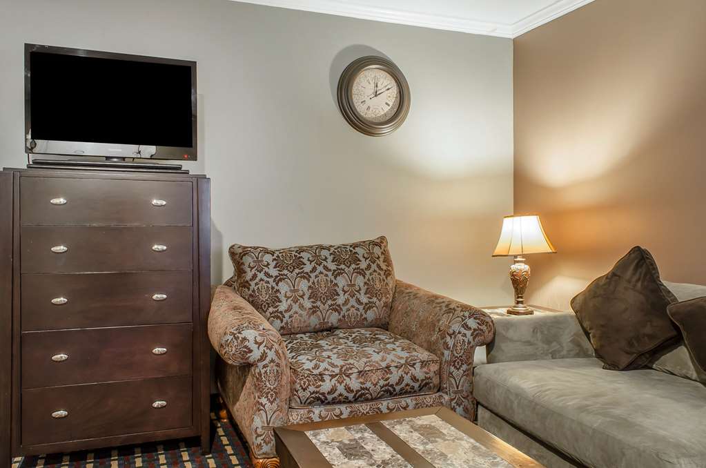 Rodeway Inn Allentown South - photo 22