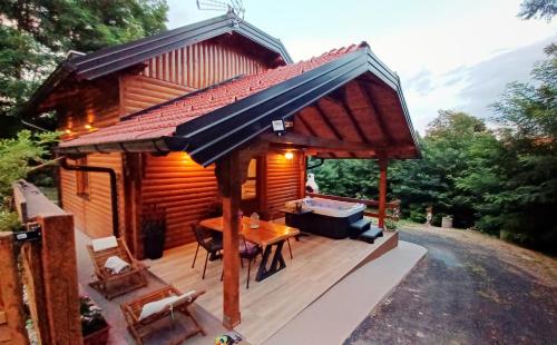 Love Cottage Spa — 4-Star Luxury Hotel in Velika Gorica, Croatia