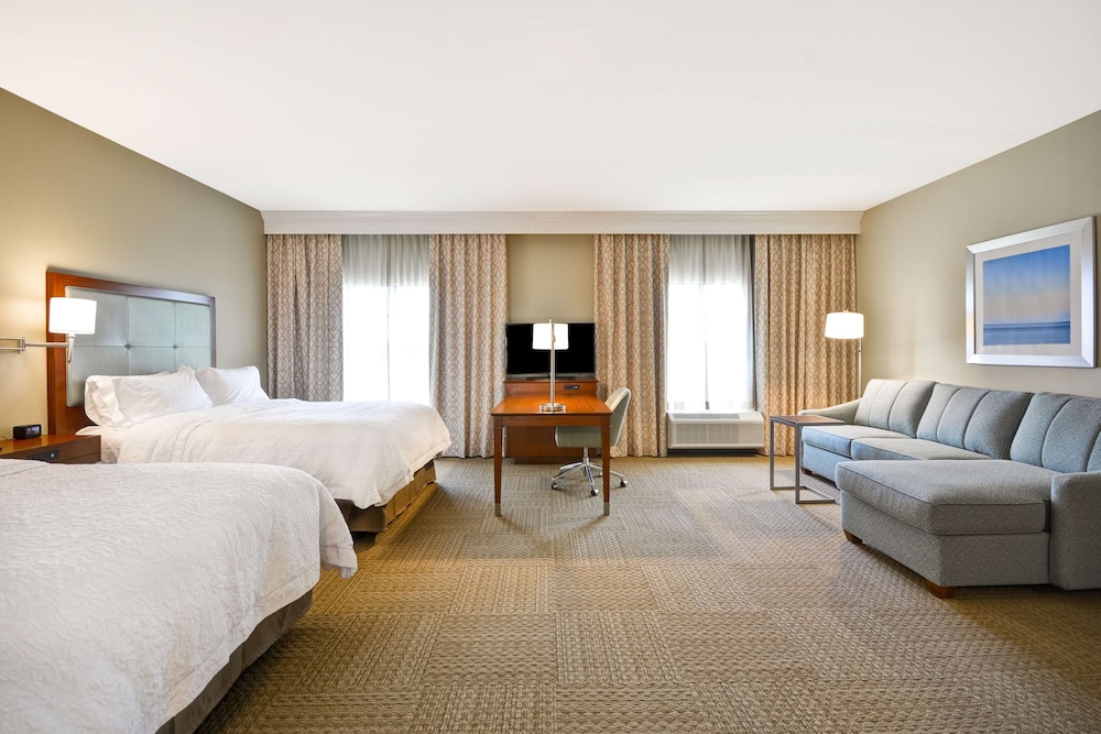 Hampton Inn & Suites Charleston Airport - photo 12