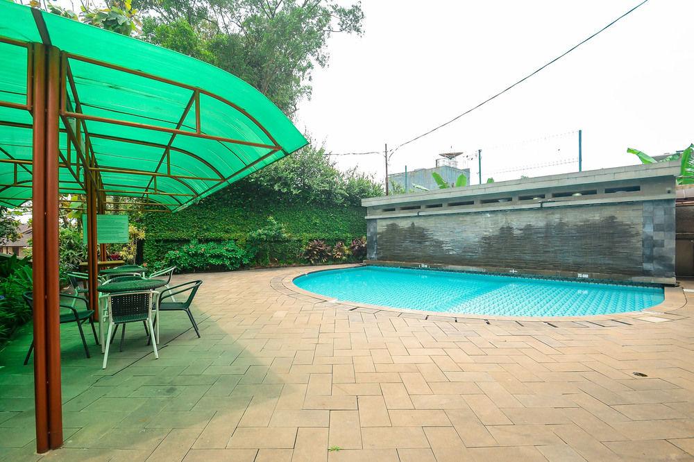 Airy Sukasari Sindang Sirna Elok 9 Bandung — Bandung — photo 3