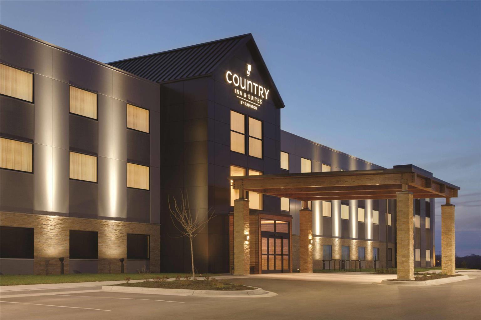 Country Inn & Suites by Radisson Lawrence in Lawrence, United States