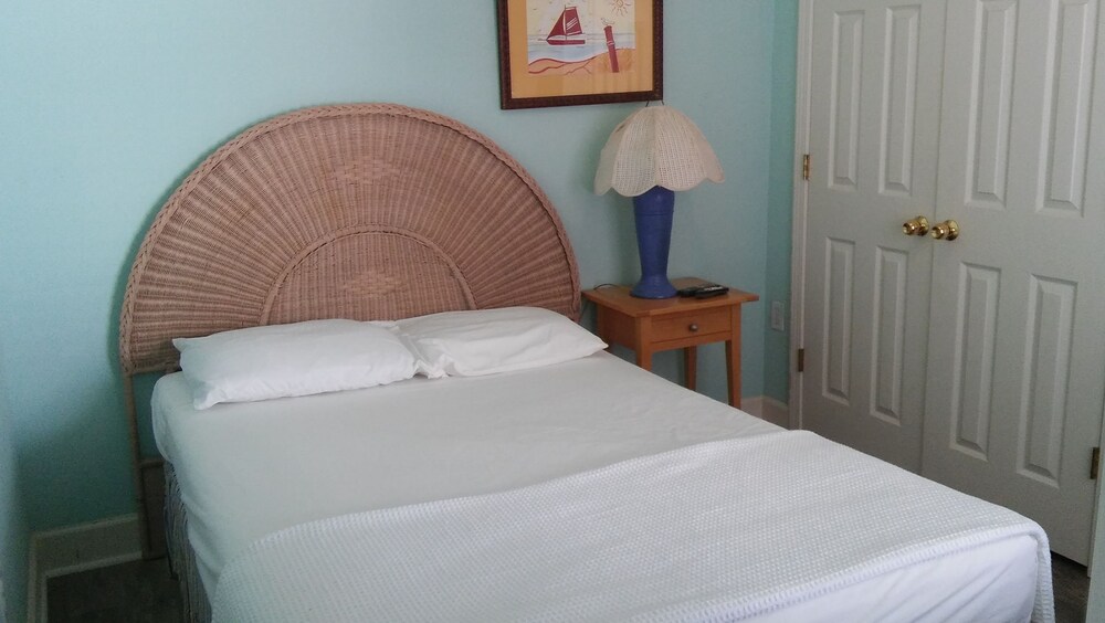 Pineapple Villas on Laguna Beach - photo 82
