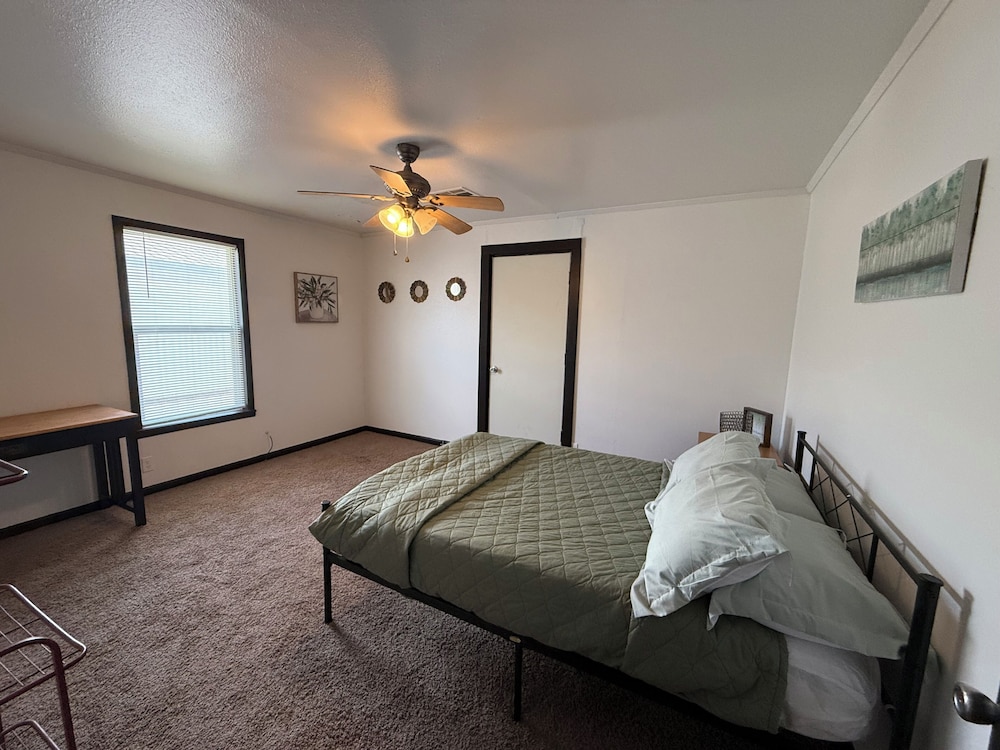 The Oasis Extended Stay — Cushing — photo 5