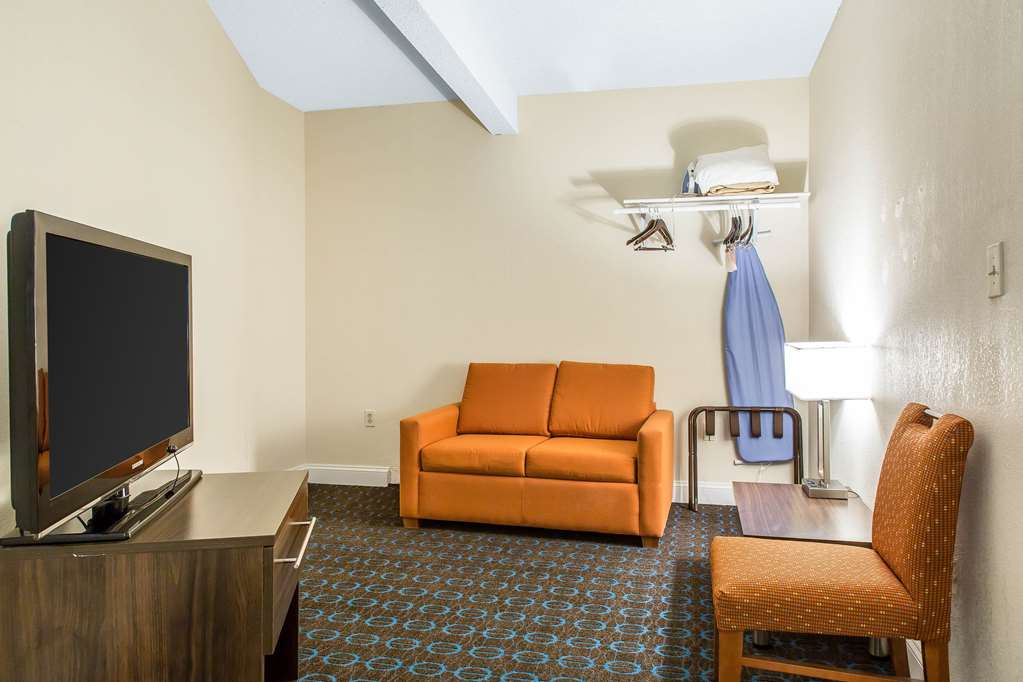 Quality Inn & Suites Middletown Newport - photo 25