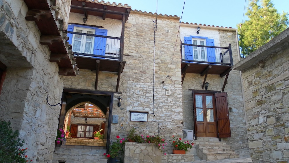 Traditional Village Houses Skarinou — Larnaca — photo 2