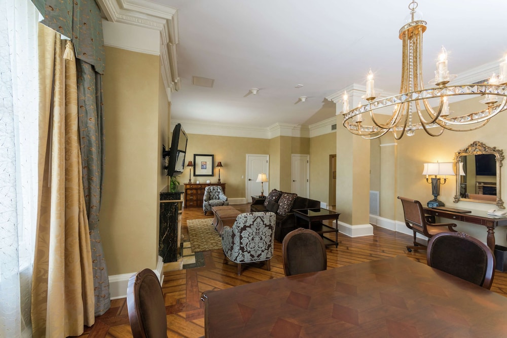 The Roosevelt New Orleans A Waldorf Astoria Hotel - photo 37