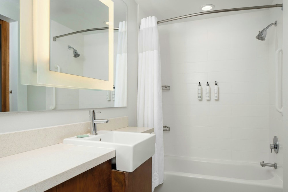 Springhill Suites by Marriott Charleston Mount Pleasant - photo 14
