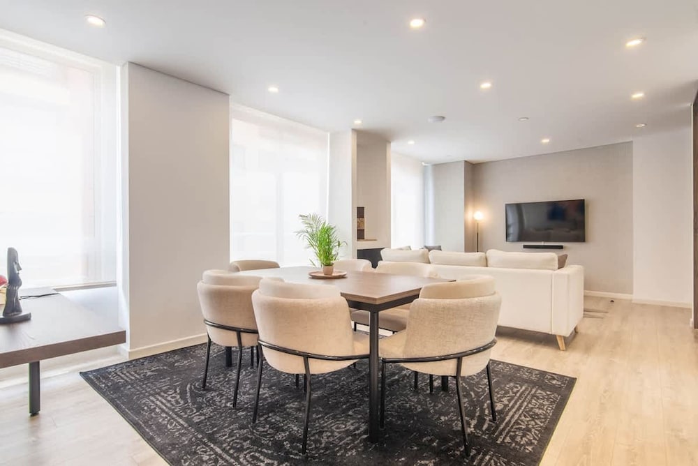 Fantastic 3BR in Usaquén — 4-Star Luxury Hotel in Bogota, Colombia