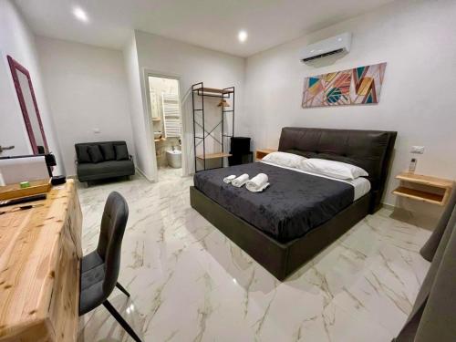 Roomsovama in Pescara, Italy