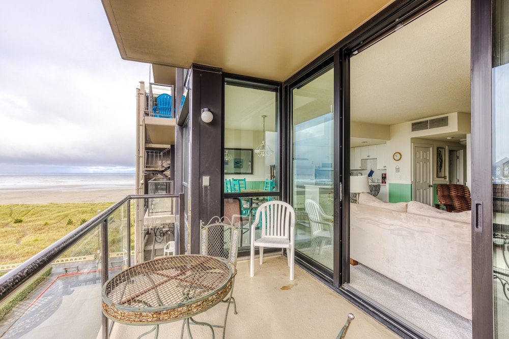 Sand & Sea Resort Condominiums - photo 679