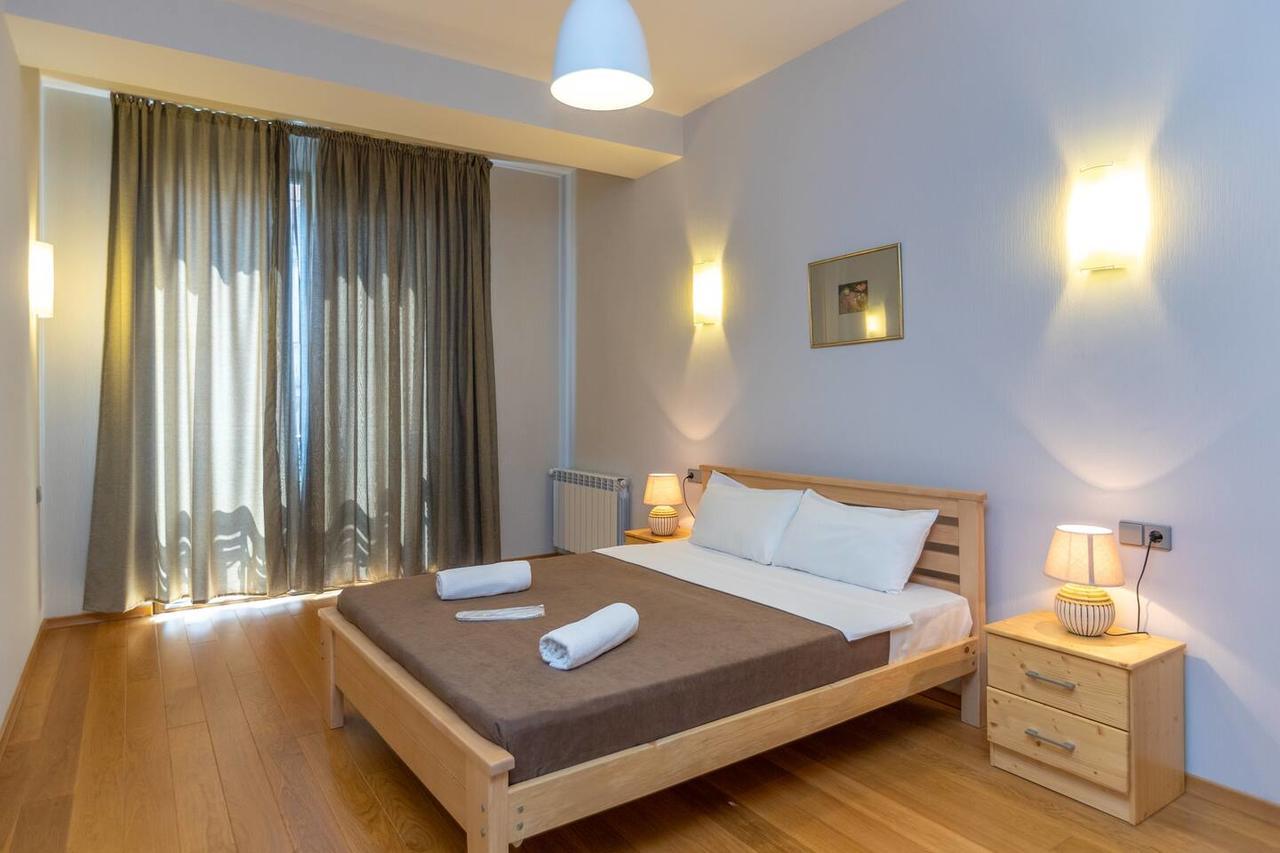 Wehost Spacious place near Rustaveli — 4-Star Luxury Hotel in Tbilisi, Georgia