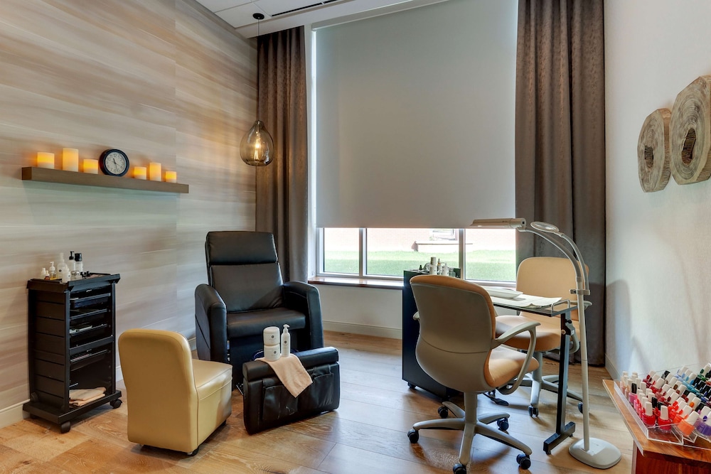 The Chattanoogan Hotel Curio Collection by Hilton - photo 33