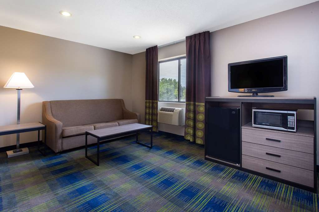 Super 8 by Wyndham Cromwell Middletown - photo 38