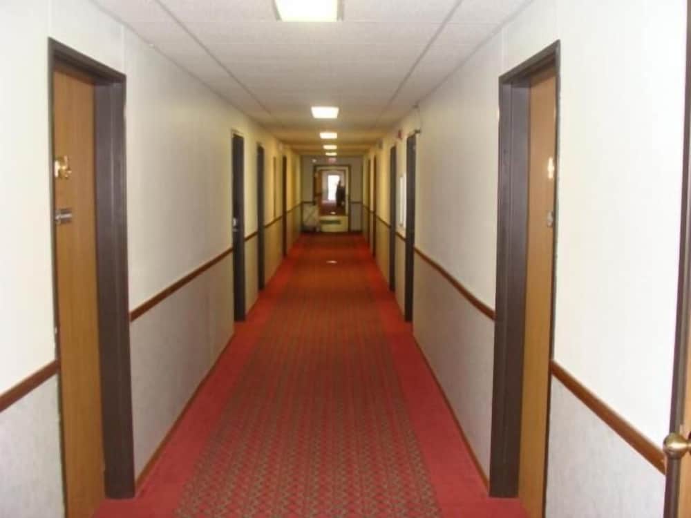 Usa Inns Of America - photo 36
